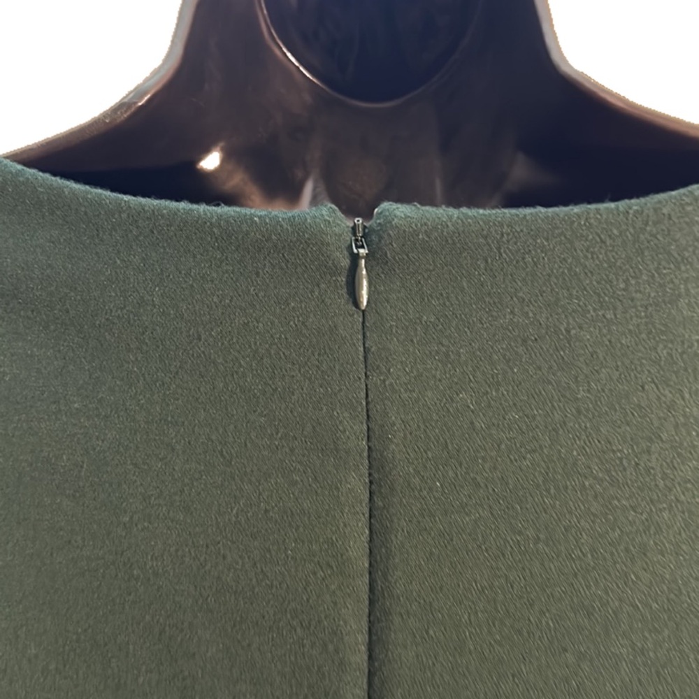 Ann Taylor size 10 emerald green 3/4 sleeve below the knee faux wrap vneck dress - Picture 7 of 10